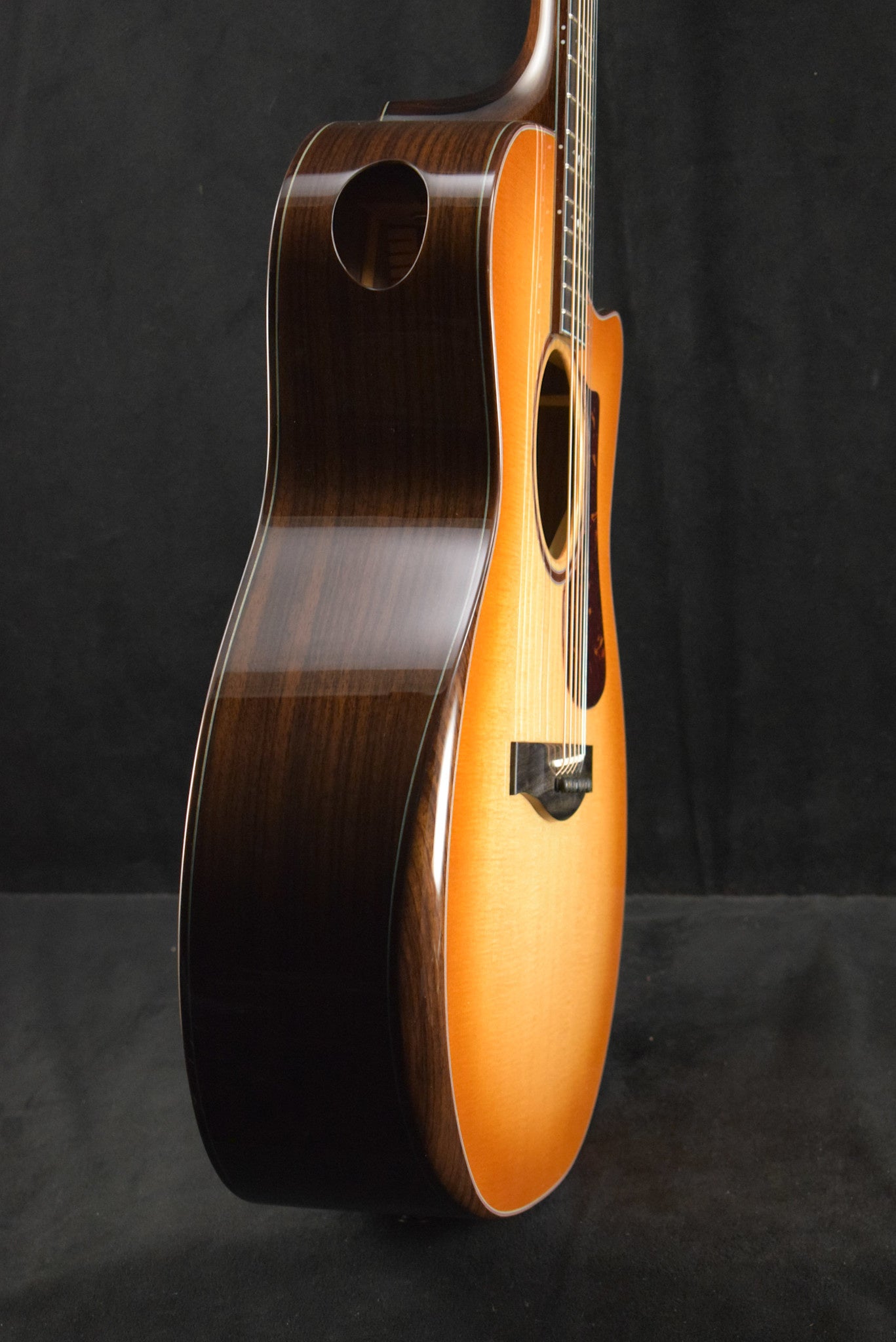 Eastman AC722CE-DF Acoustic Electric Grand Auditorium Dakota Fade Truetone Gloss