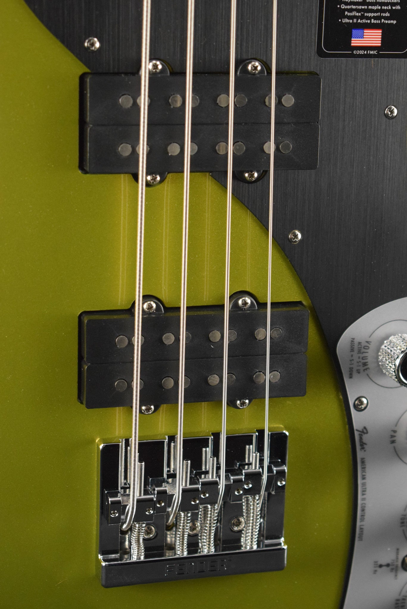 Fender American Ultra II Meteora Bass Solar Flare Maple Fingerboard