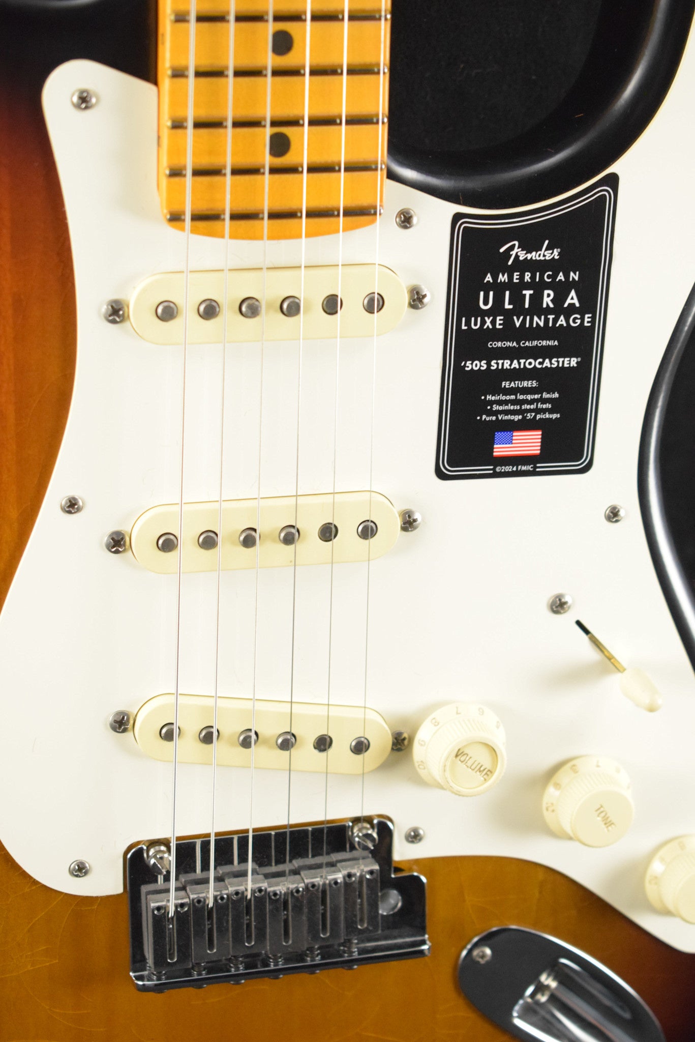 Fender American Ultra Luxe Vintage '50s Stratocaster 3-Color Sunburst Maple Fingerboard