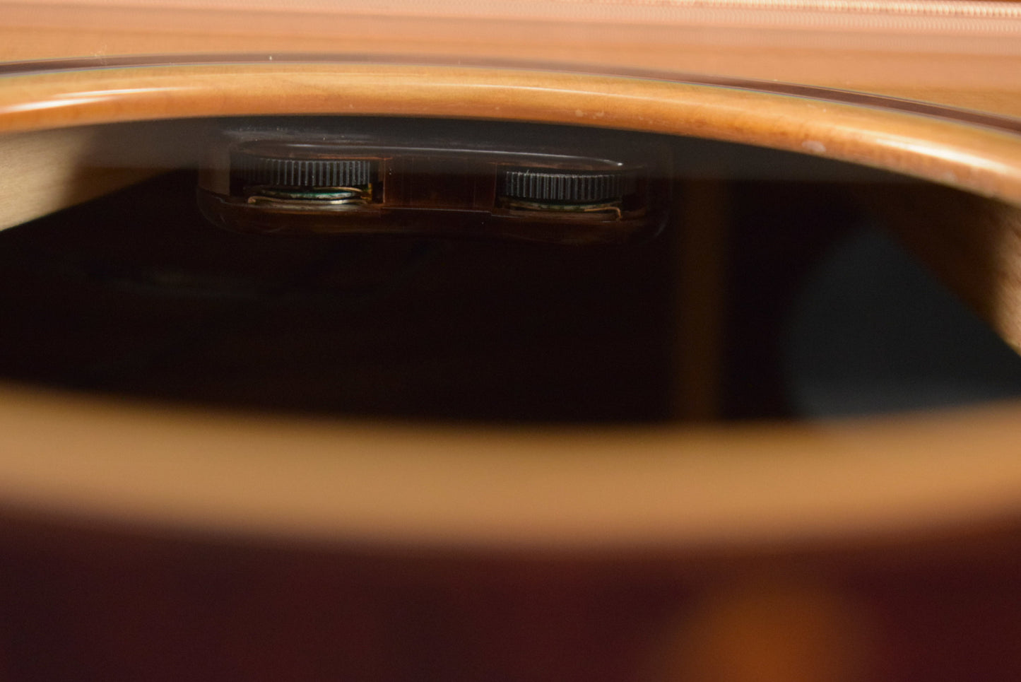 Eastman AC722CE-DF Acoustic Electric Grand Auditorium Dakota Fade Truetone Gloss