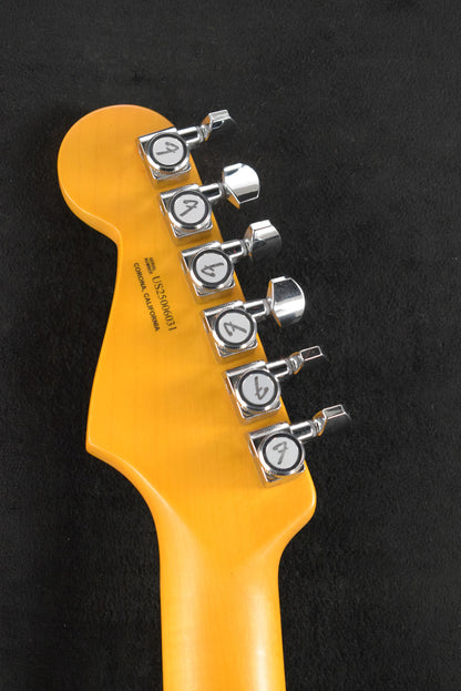 Fender American Ultra Luxe Vintage '50s Stratocaster 3-Color Sunburst Maple Fingerboard