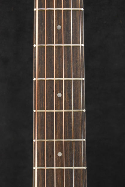 Taylor BBTe Big Baby Taylor Walnut/Sitka Spruce Natural