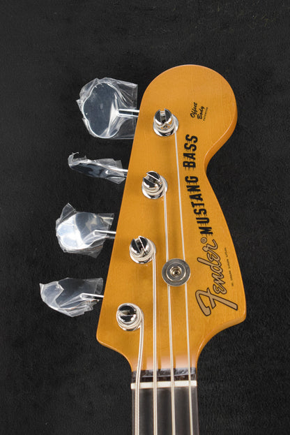 Fender Vintera II '70s Competition Mustang Bass Competition Orange Rosewood Fingerboard