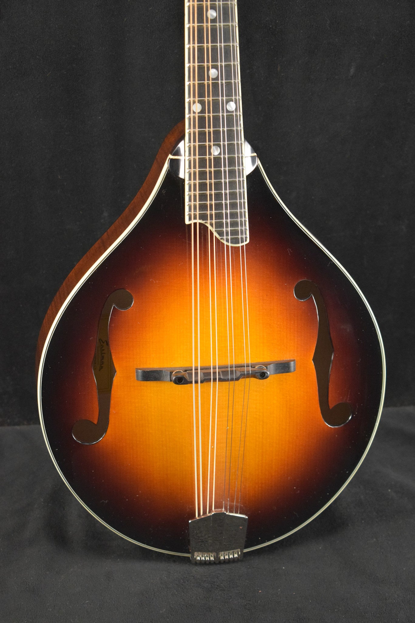 Eastman MD505-CS A-Style F-Hole Mandolin Classic Sunburst