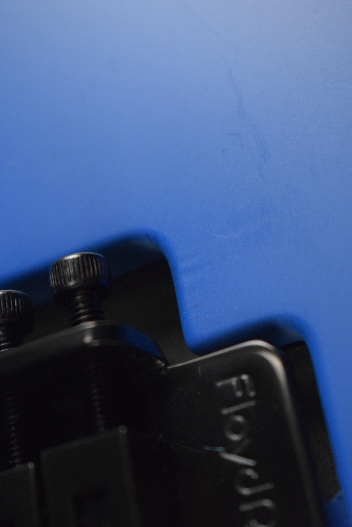 Tom Anderson Angel Player Satin Voodoo Blue to Black Burst SCRATCH & DENT