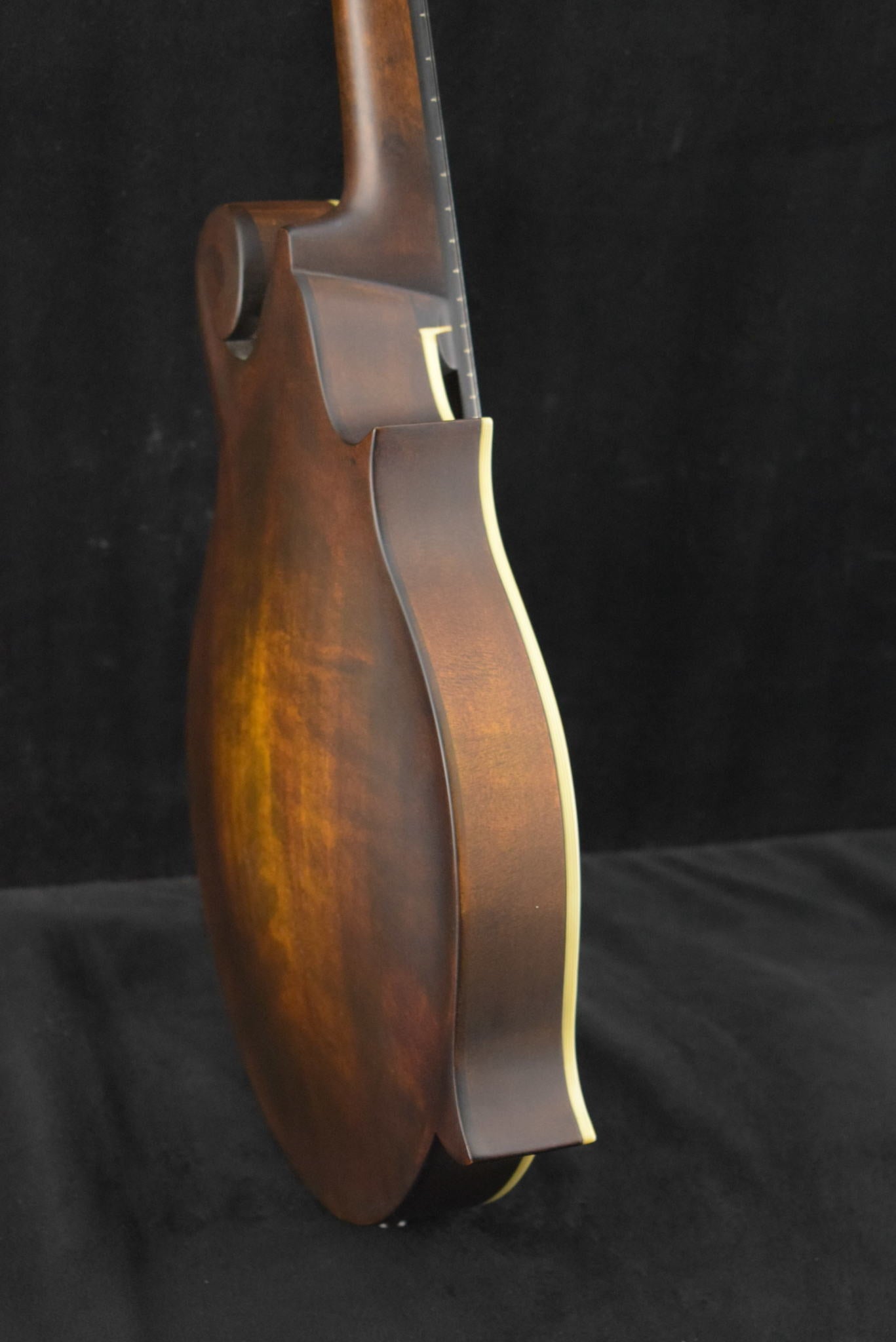 Eastman MD315L Left-Handed F-Style F-Hole Mandolin Classic Satin Finish