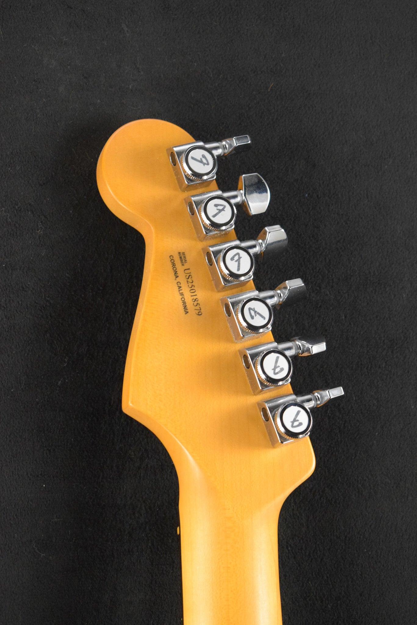 Fender American Ultra II Stratocaster Texas Tea Ebony Fingerboard
