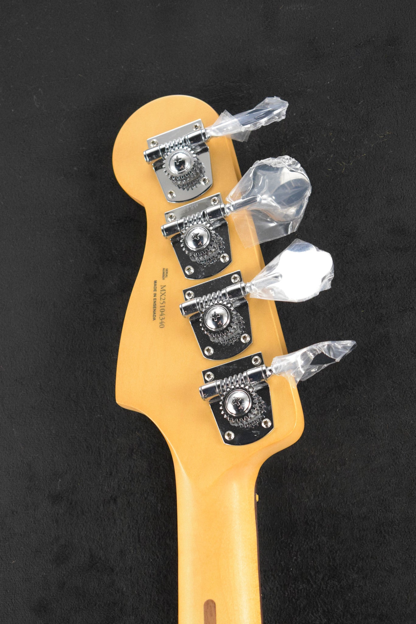 Fender Player II Precision Bass 3-Color Sunburst Rosewood Fingerboard