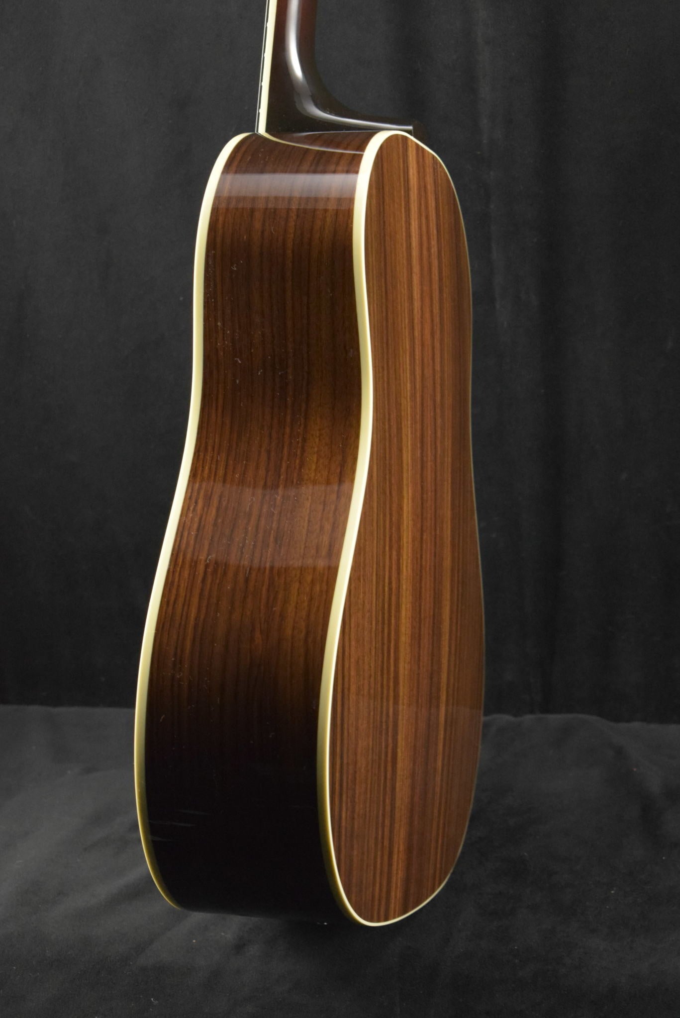 Gibson Custom Shop Advanced Jumbo Adirondack Red Spruce Top Vintage Sunburst Fuller's Exclusive
