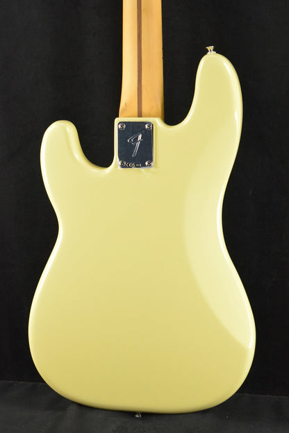 Fender Player II Precision Bass Hialeah Yellow Maple Fingerboard
