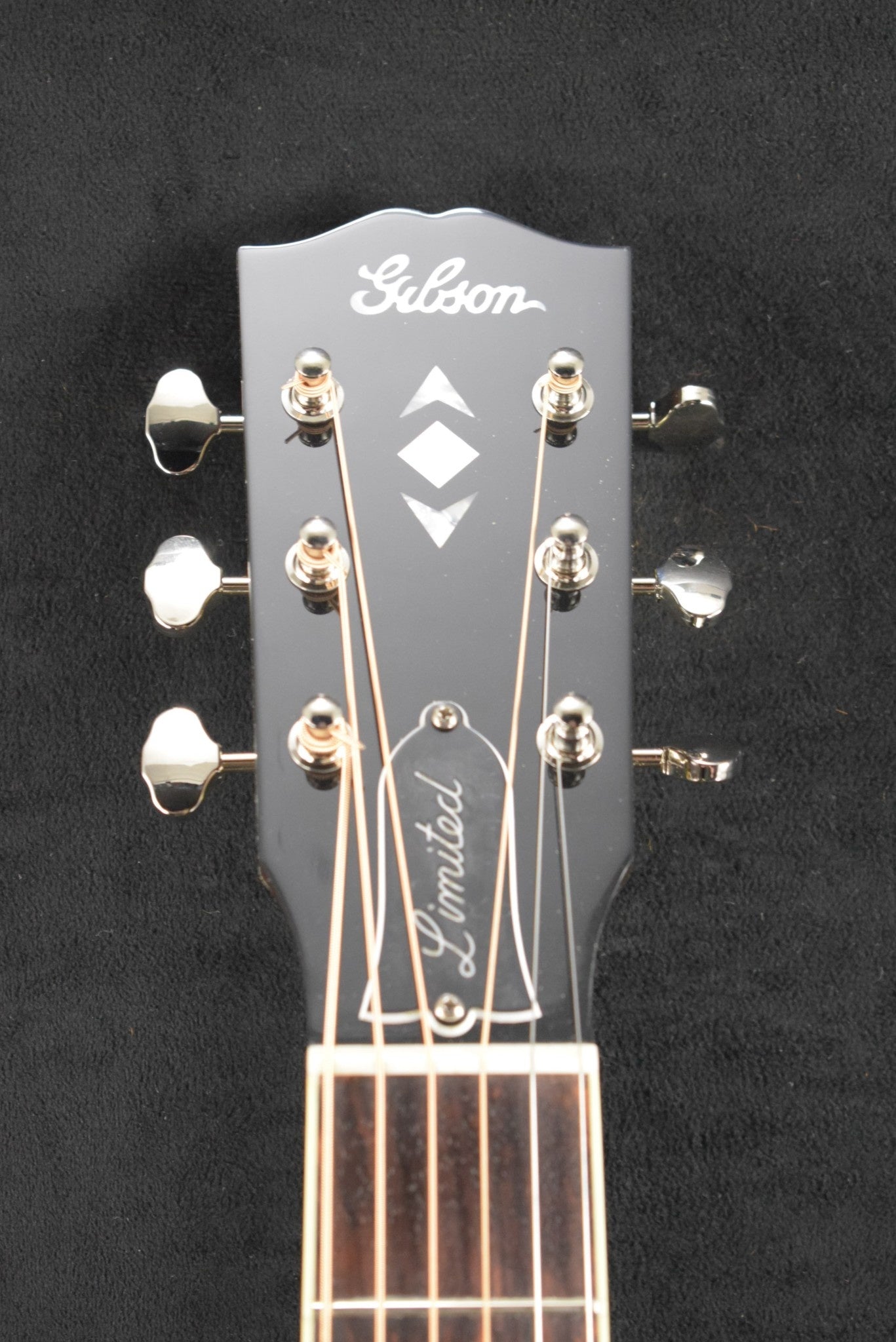 Gibson Custom Shop Advanced Jumbo Adirondack Red Spruce Top