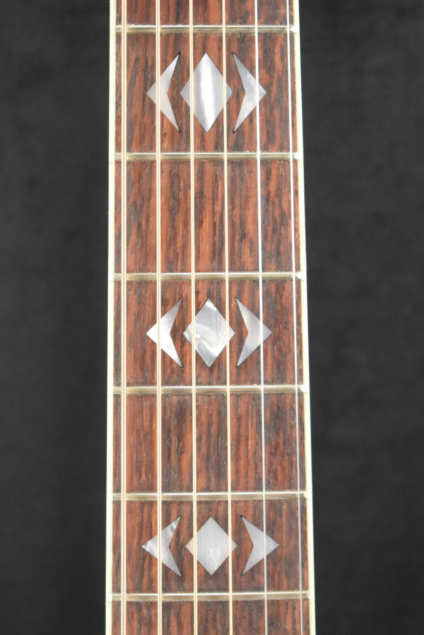 Gibson Custom Shop Advanced Jumbo Adirondack Red Spruce Top Vintage Sunburst Fuller's Exclusive