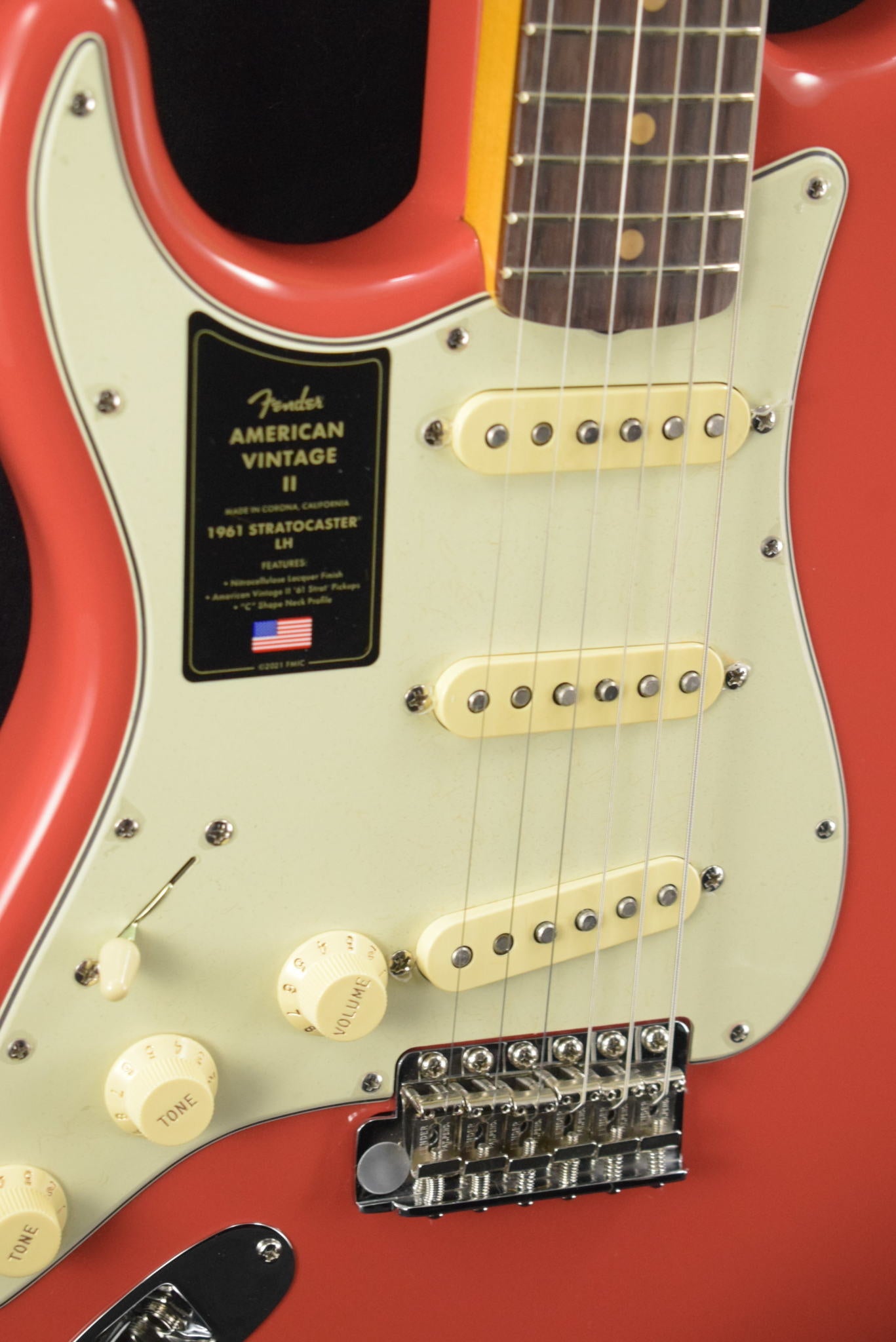 Fender American Vintage II 1961 Stratocaster Left-Hand Fiesta Red SCRATCH & DENT
