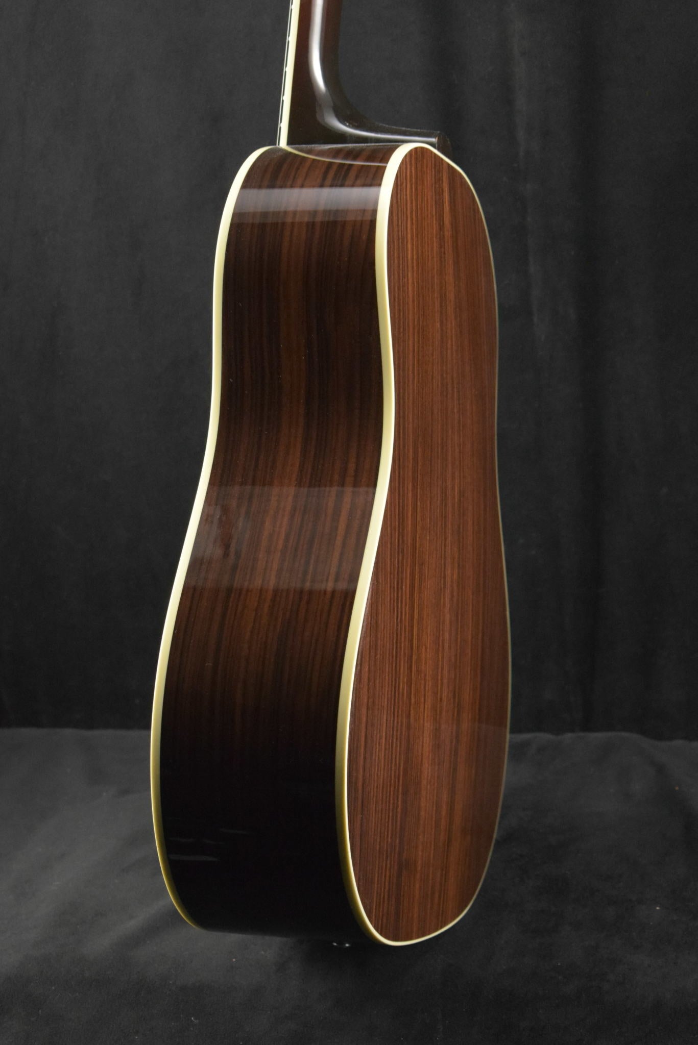 Gibson Custom Shop Advanced Jumbo Adirondack Red Spruce Top Vintage Sunburst Fuller's Exclusive