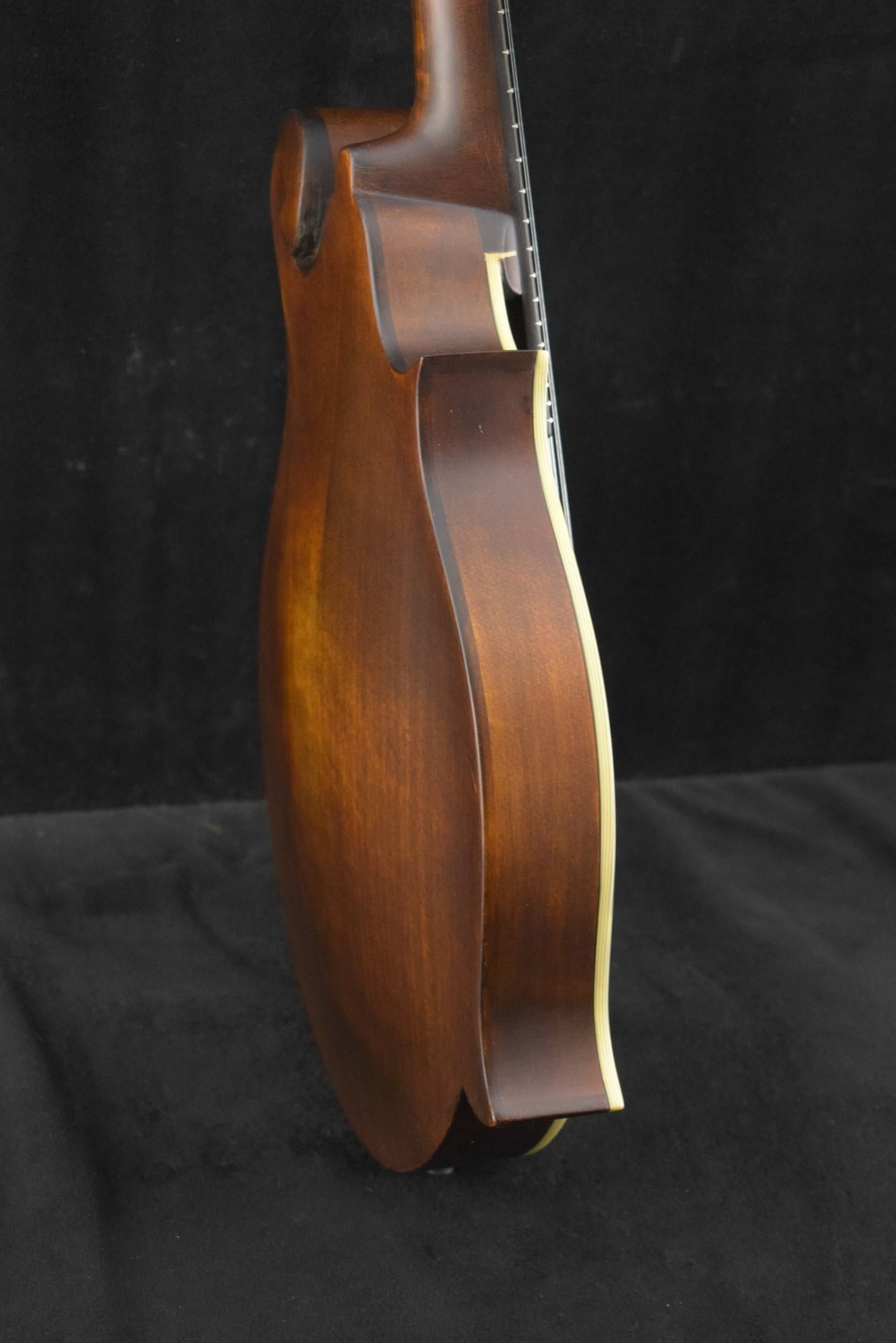 Eastman MD315L Left-Handed F-Style F-Hole Mandolin Classic Satin Finish