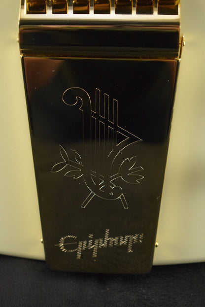 Epiphone IGC 1963 Les Paul SG Custom With Maestro Vibrola Classic White (Includes Hard Case)