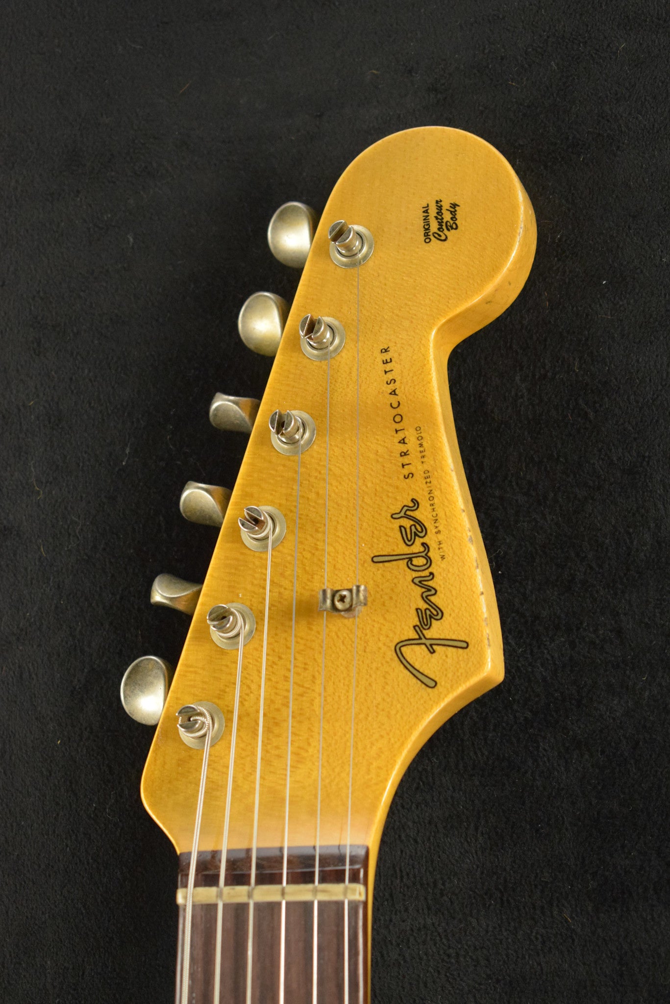 Fender Limited Edition '60 Stratocaster Relic - Faded Aged Tahitian Coral 3A Rosewood Fingerboard