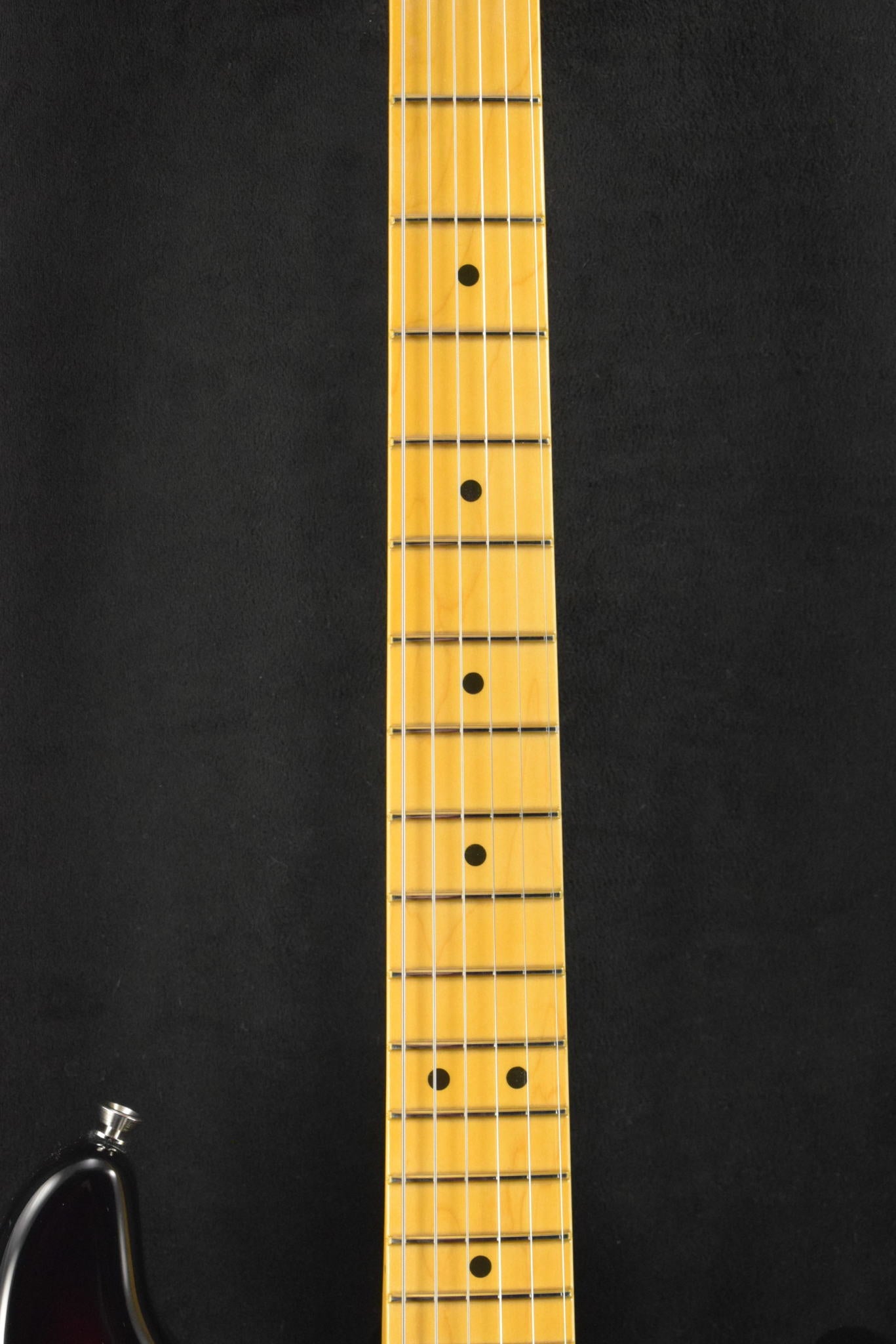 Fender American Professional II Stratocaster HSS 3-Color Sunburst Maple Fingerboard