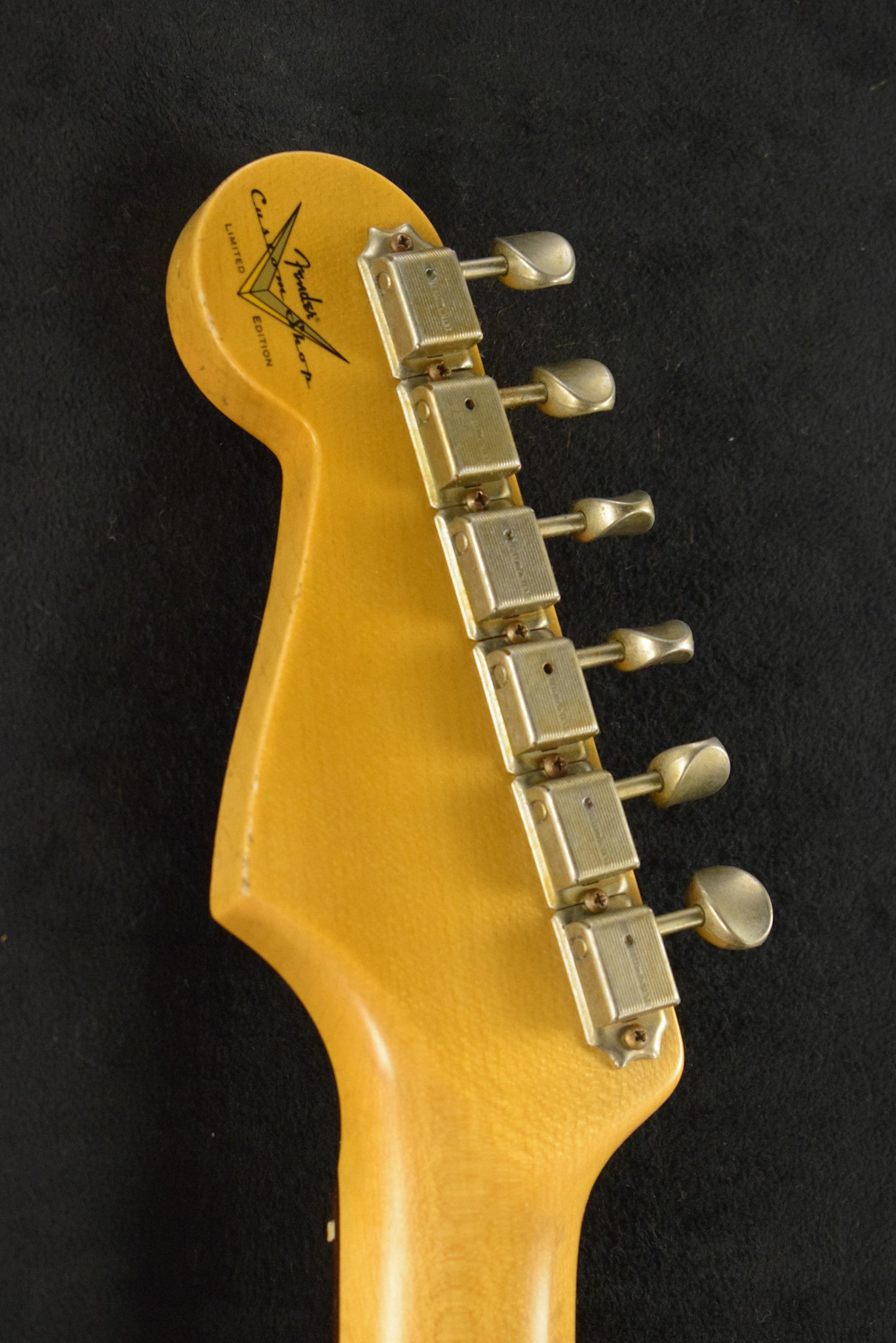 Fender Limited Edition '60 Stratocaster Relic - Faded Aged Tahitian Coral 3A Rosewood Fingerboard