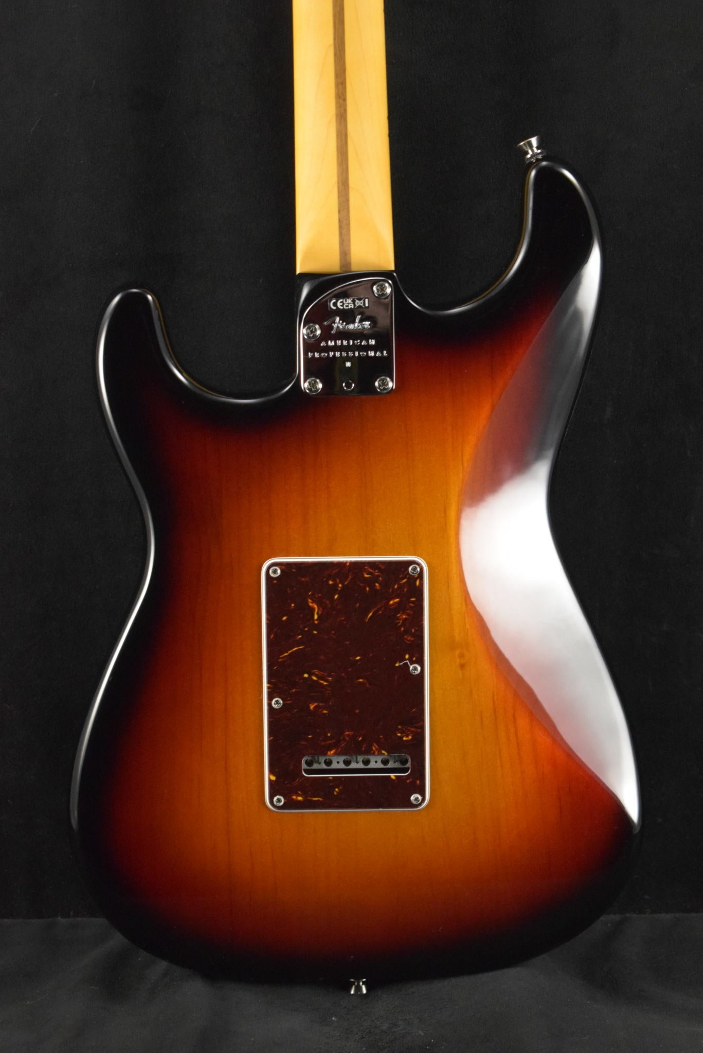Fender American Professional II Stratocaster HSS 3-Color Sunburst Maple Fingerboard