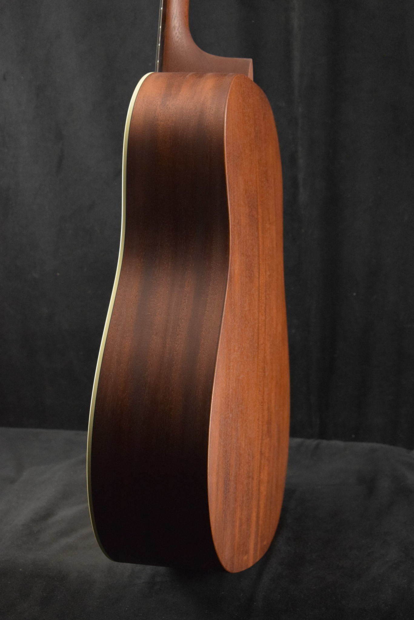 Martin DSS-17 Whiskey Sunset