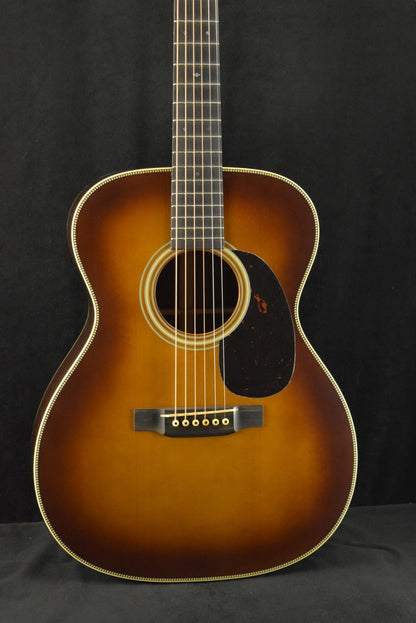Martin Custom Shop 000-28 Authentic 1937 Stage 1 Aging Ambertone