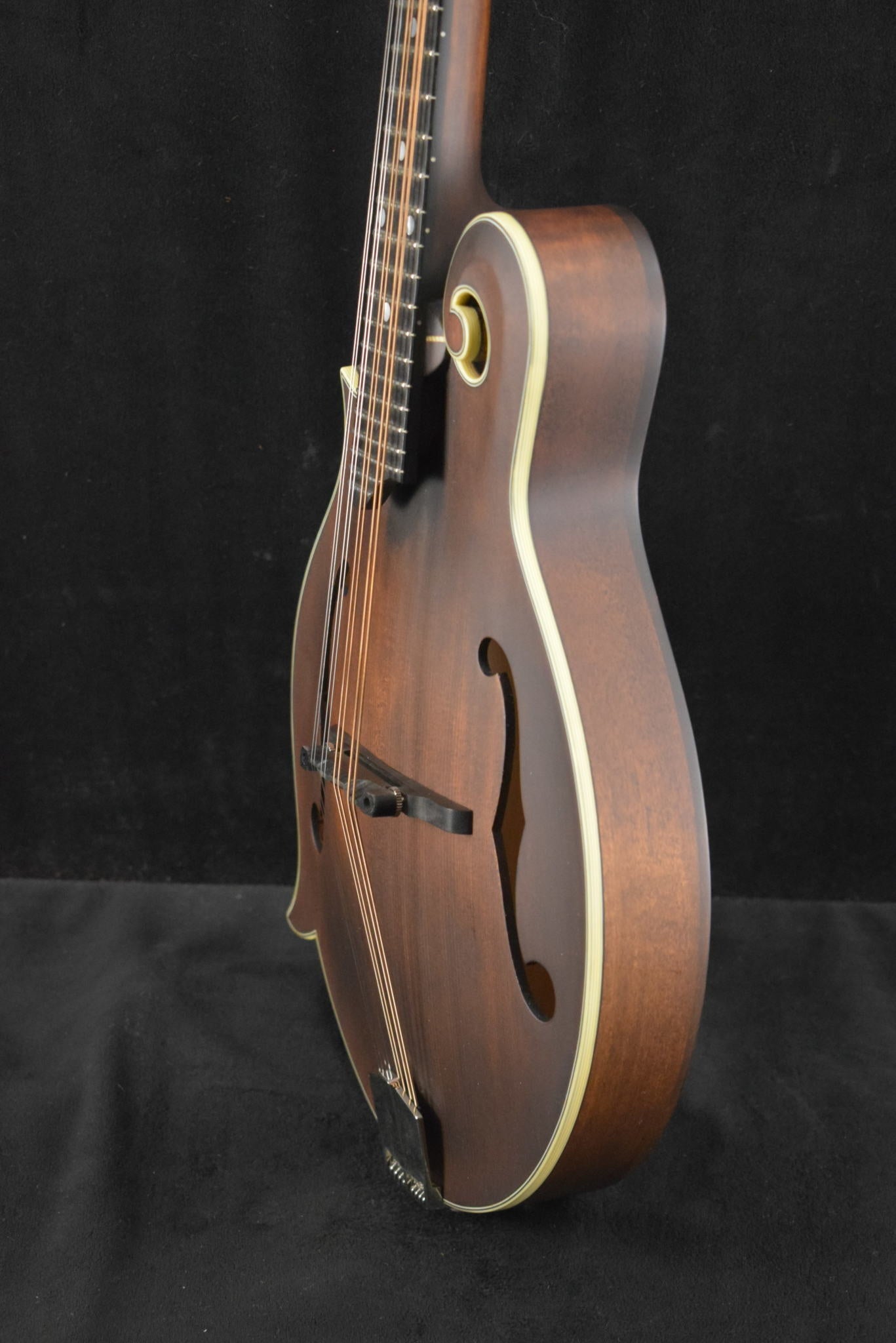 Eastman MD315L Left-Handed F-Style F-Hole Mandolin Classic Satin Finish