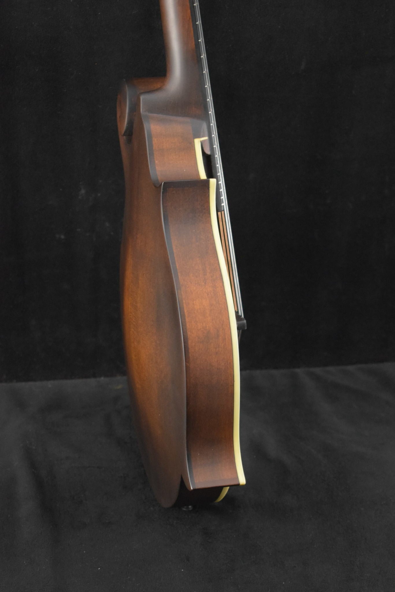 Eastman MD315L Left-Handed F-Style F-Hole Mandolin Classic Satin Finish