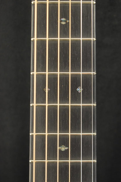 Martin Custom Shop 000-28 Authentic 1937 Stage 1 Aging Ambertone