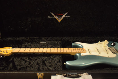 Fender '68 Stratocaster DLX Closet Classic - Aged Teal Green Metallic