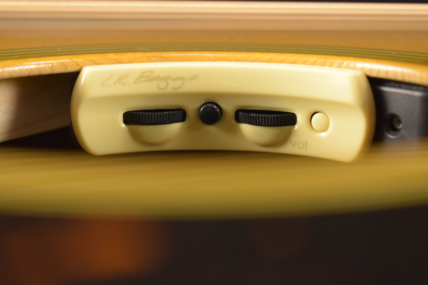 Martin M-7 Johnny Marr 7-String LR Baggs Anthem