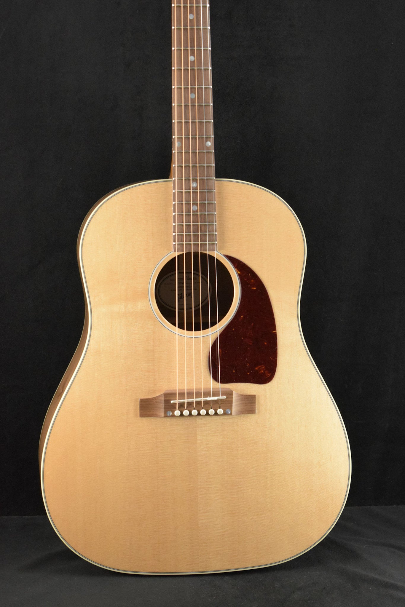 Gibson J-45 Studio Walnut Satin Natural