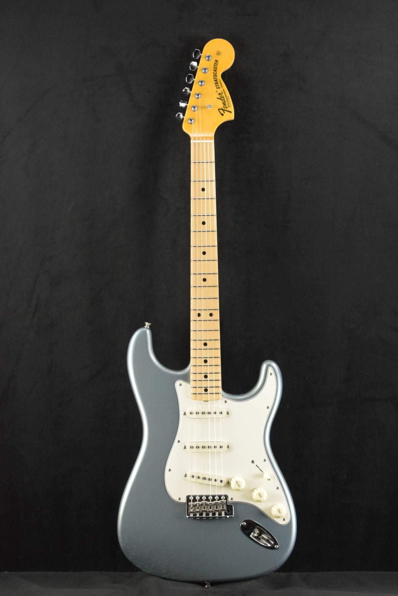 Fender '68 Stratocaster DLX Closet Classic - Aged Blue Ice Metallic