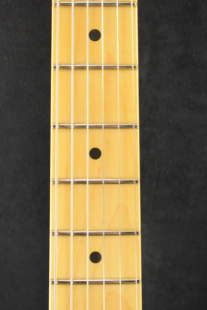 Fender American Vintage II 1975 Telecaster Deluxe Maple Fingerboard Black