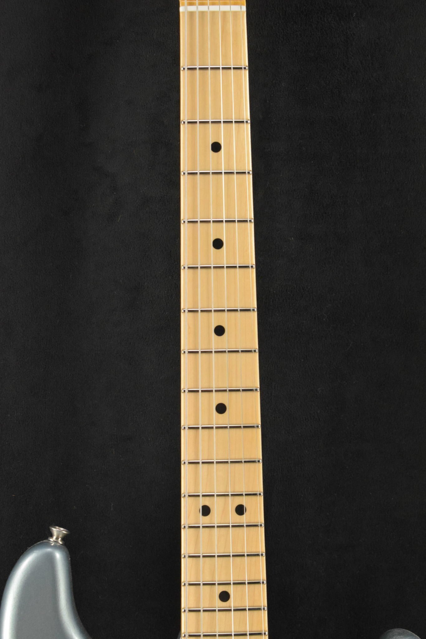 Fender '68 Stratocaster DLX Closet Classic - Aged Blue Ice Metallic