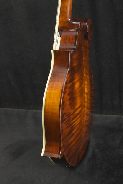 Eastman MD514-BK-LTD Limited Edition F-Style Oval-Hole Mandolin Black Top