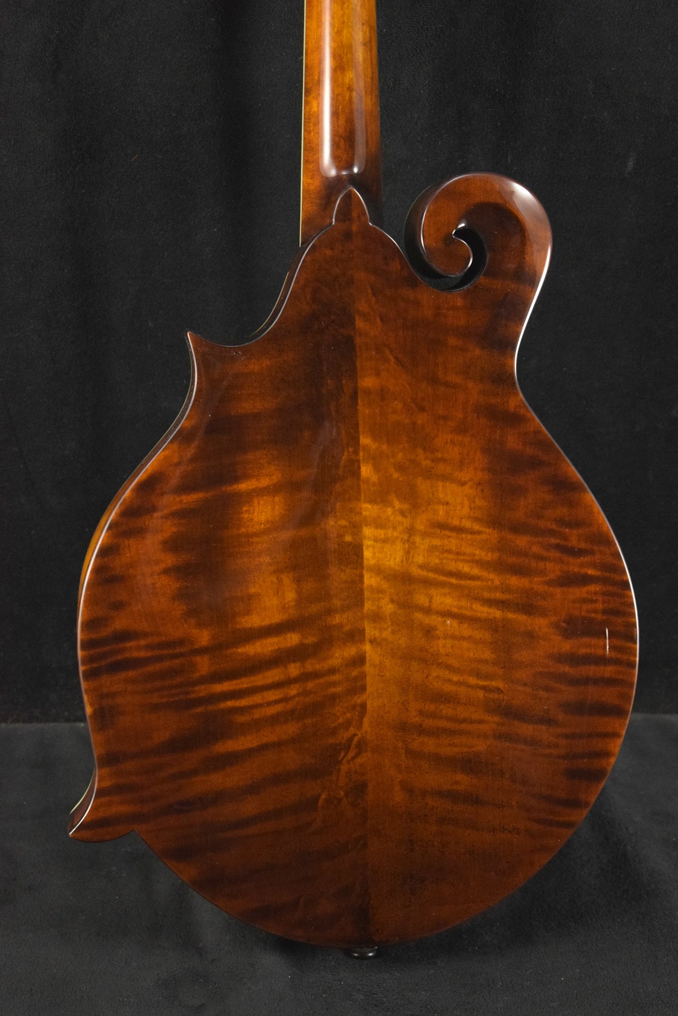 Eastman MD514-BK-LTD Limited Edition F-Style Oval-Hole Mandolin Black Top