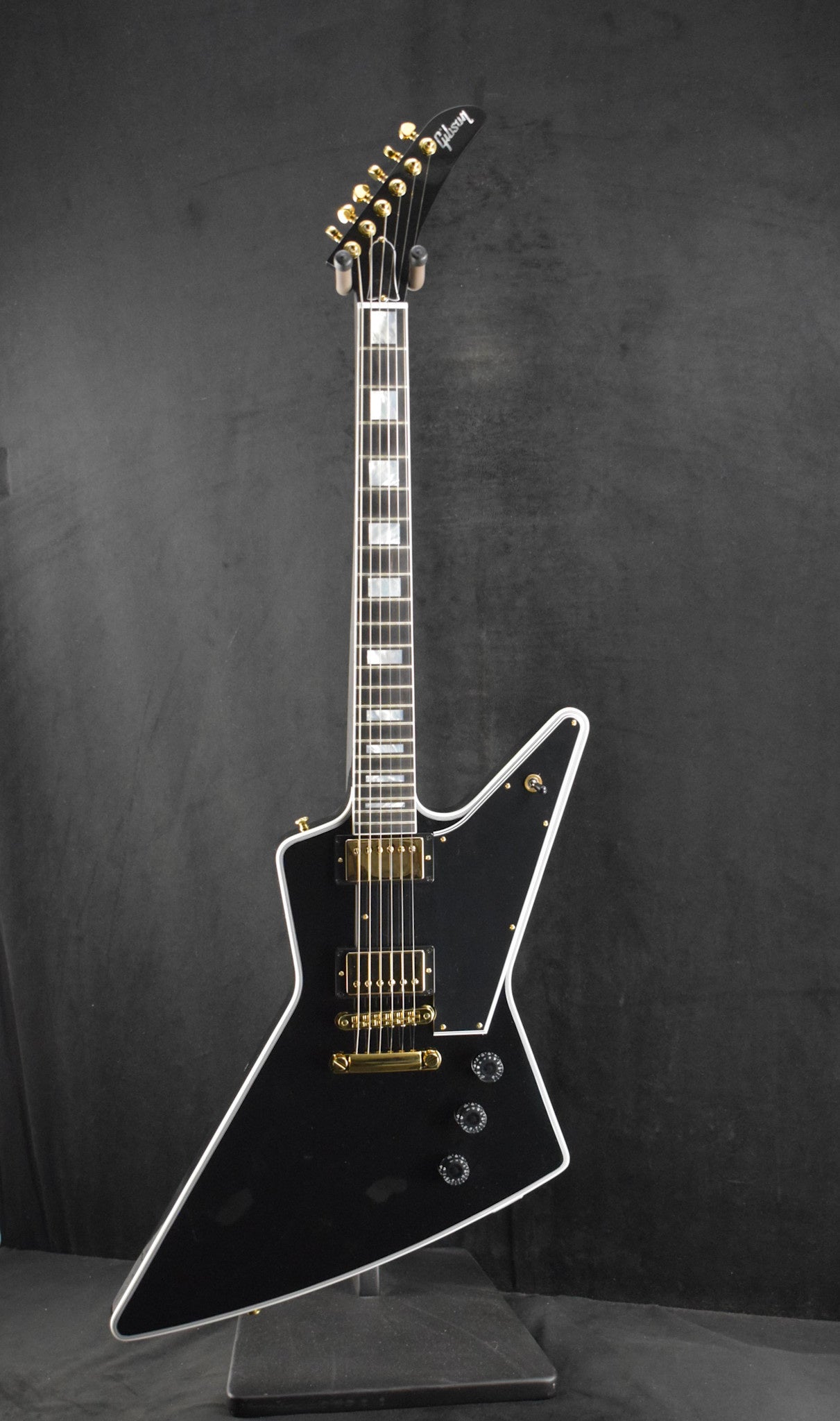 Gibson Custom Shop Explorer Custom Ebony Fingerboard Ebony Gloss