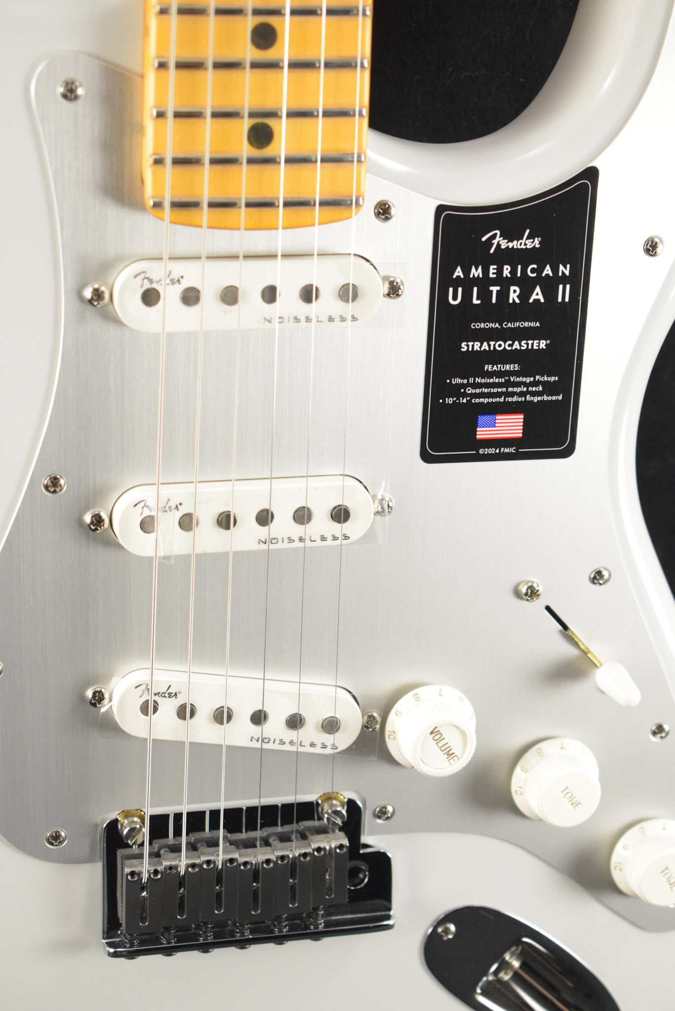 Fender American Ultra II Stratocaster Avalanche Maple Fingerboard