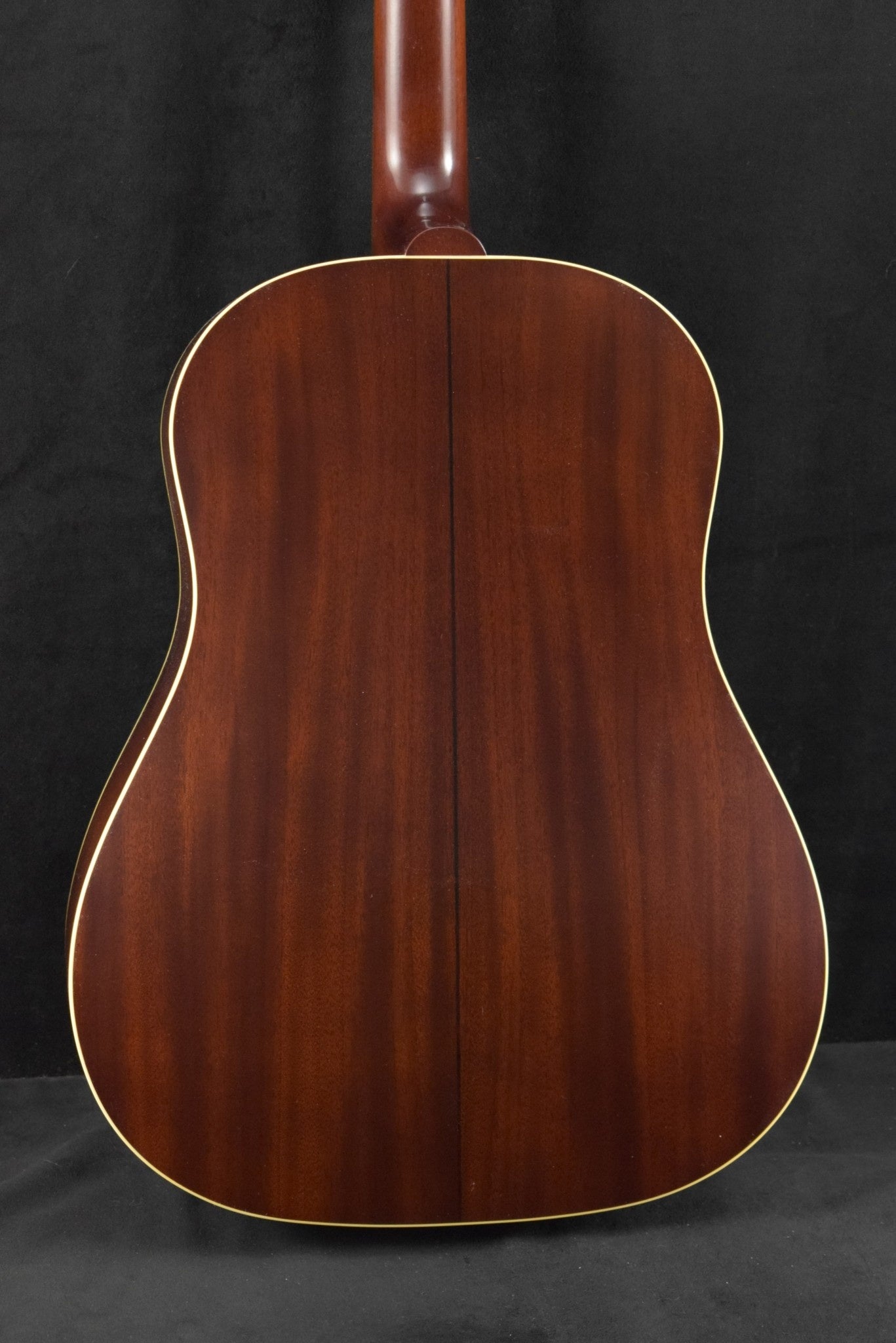 Gibson Custom Shop 1942 Banner J-45 Vintage Sunburst