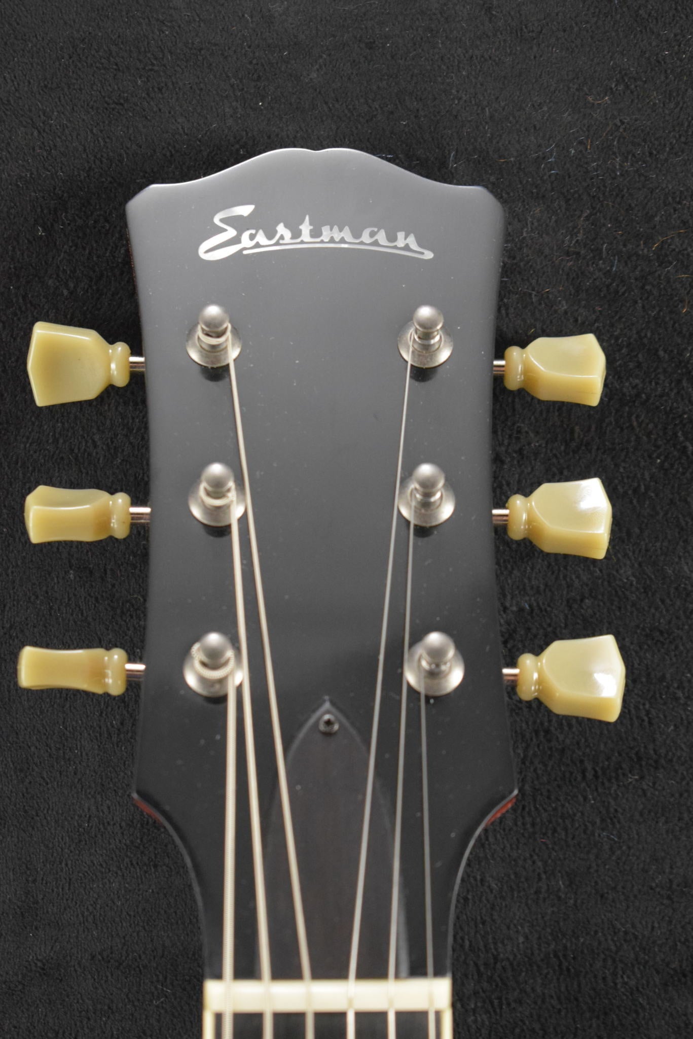 Eastman SB59/V-RB Solid Body Antique Varnish Redburst