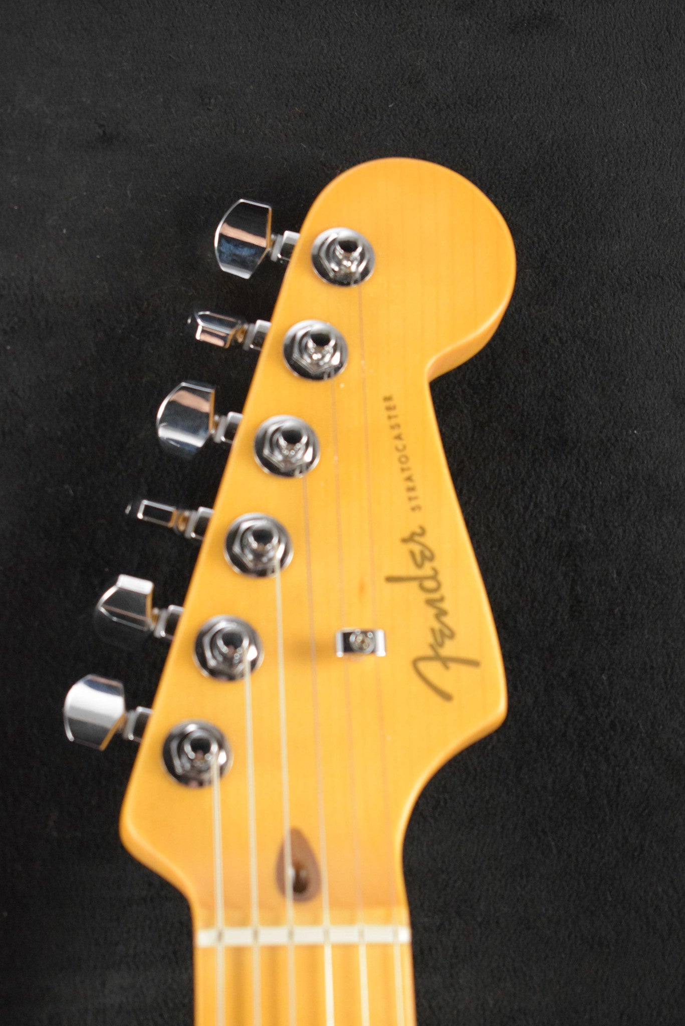 Fender American Ultra II Stratocaster Avalanche Maple Fingerboard