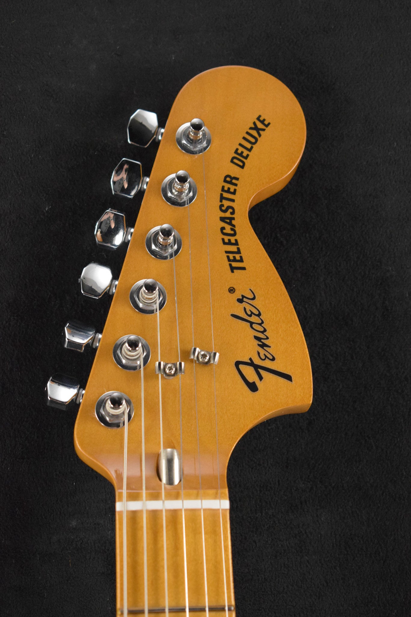 Fender Vintera II '70s Telecaster Deluxe with Tremolo Vintage White Maple Fingerboard