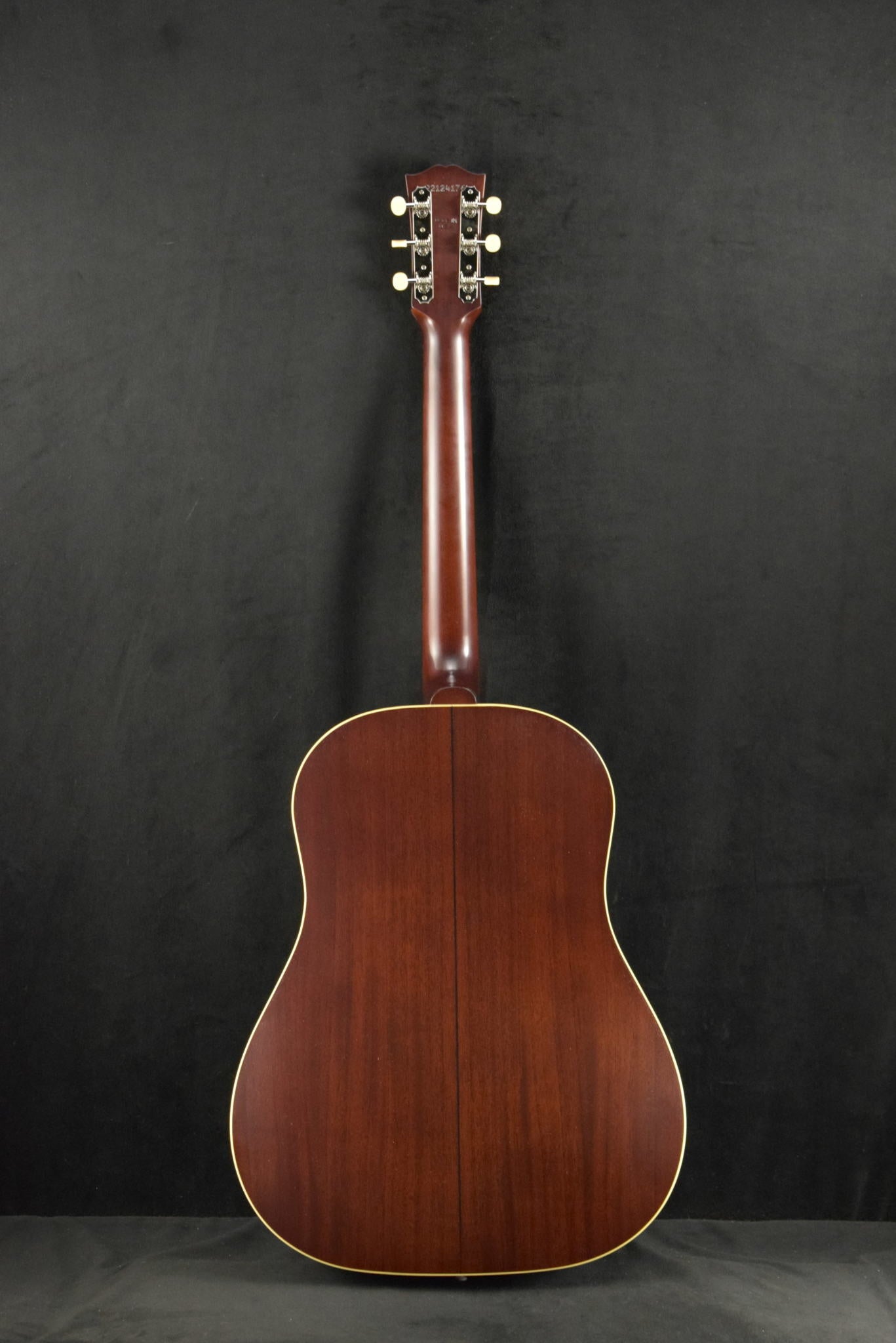 Gibson Custom Shop 1942 Banner J-45 Vintage Sunburst