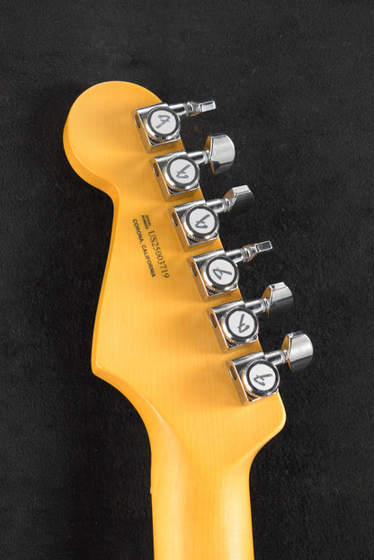 Fender American Ultra II Stratocaster HSS Sinister Red Maple Fingerboard