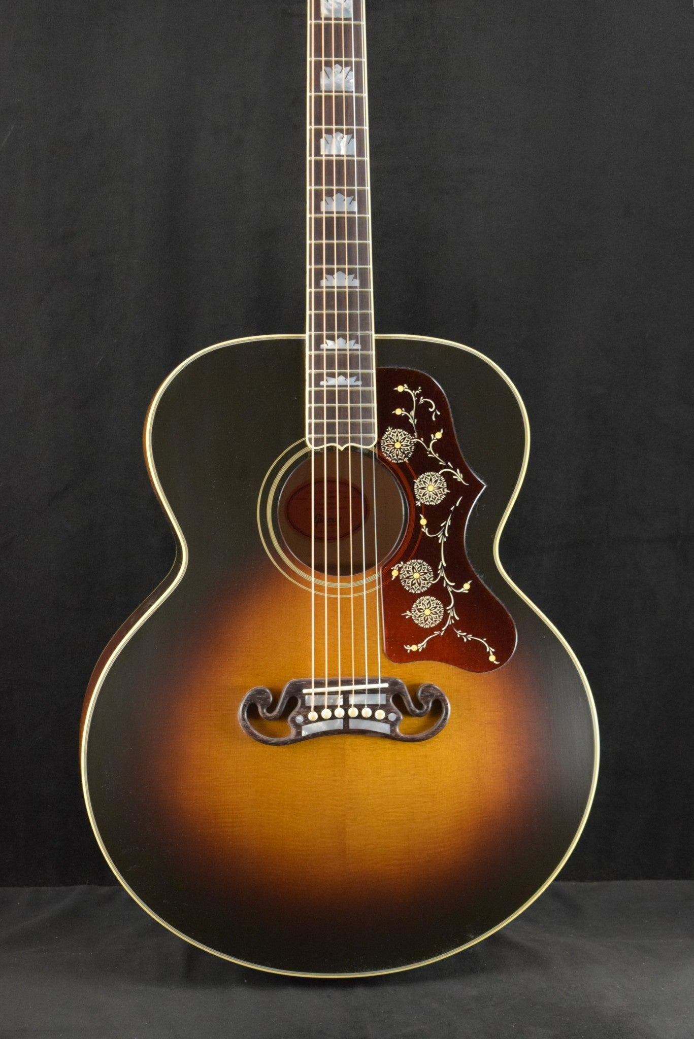 Gibson Custom Shop 1957 SJ-200 Vintage Sunburst