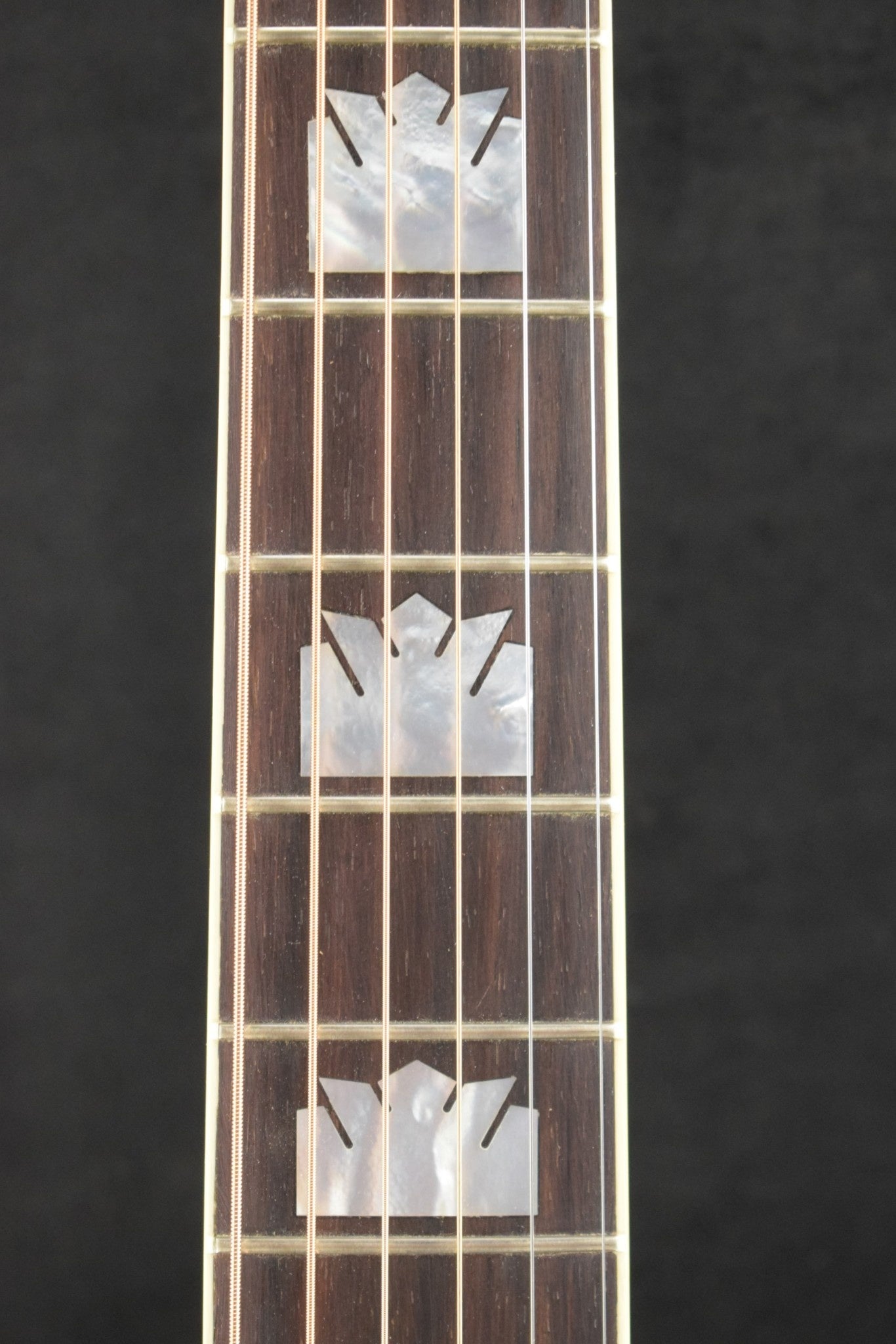 Gibson Custom Shop 1957 SJ-200 Vintage Sunburst