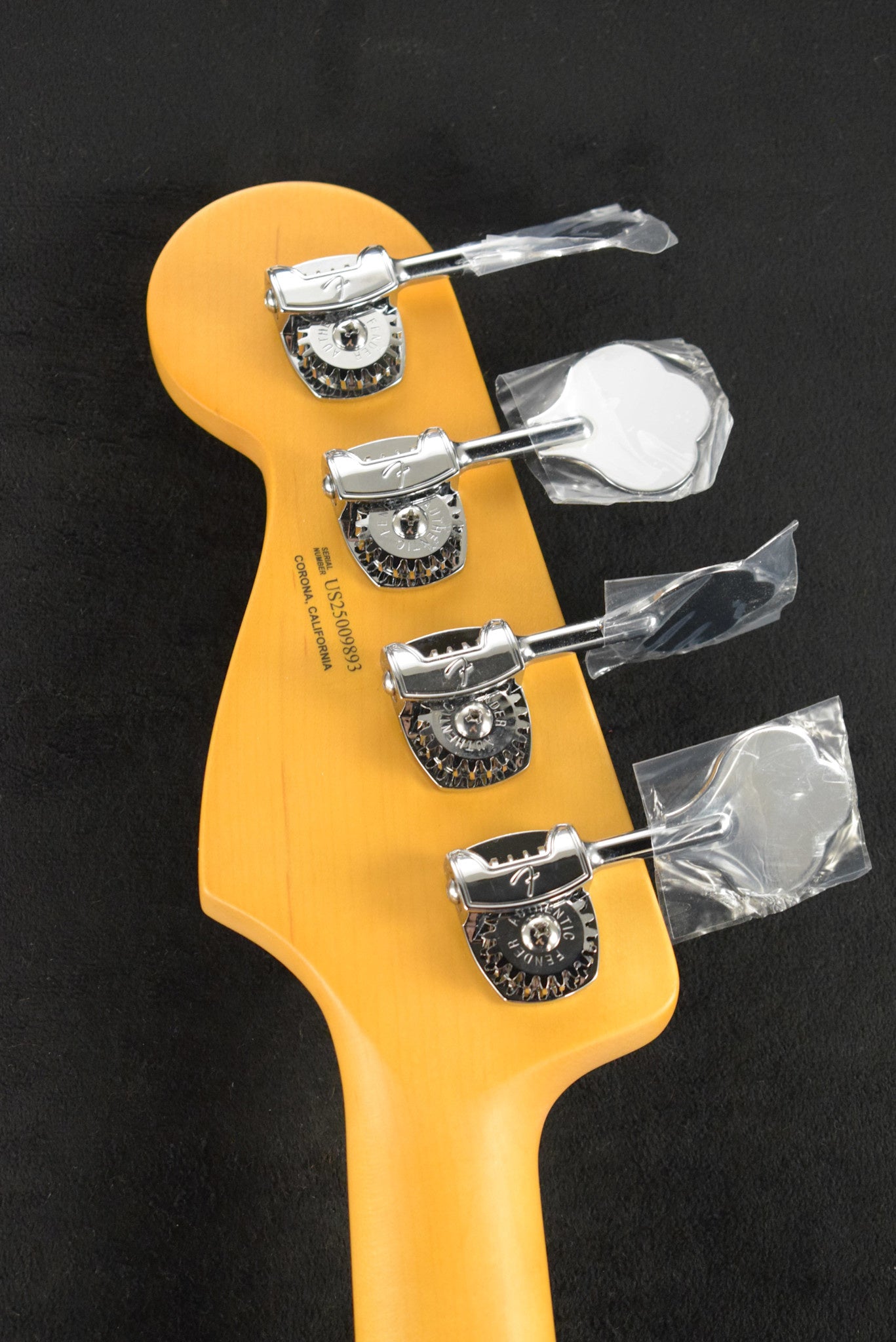 Fender American Ultra II Jazz Bass Noble Blue Ebony Fingerboard