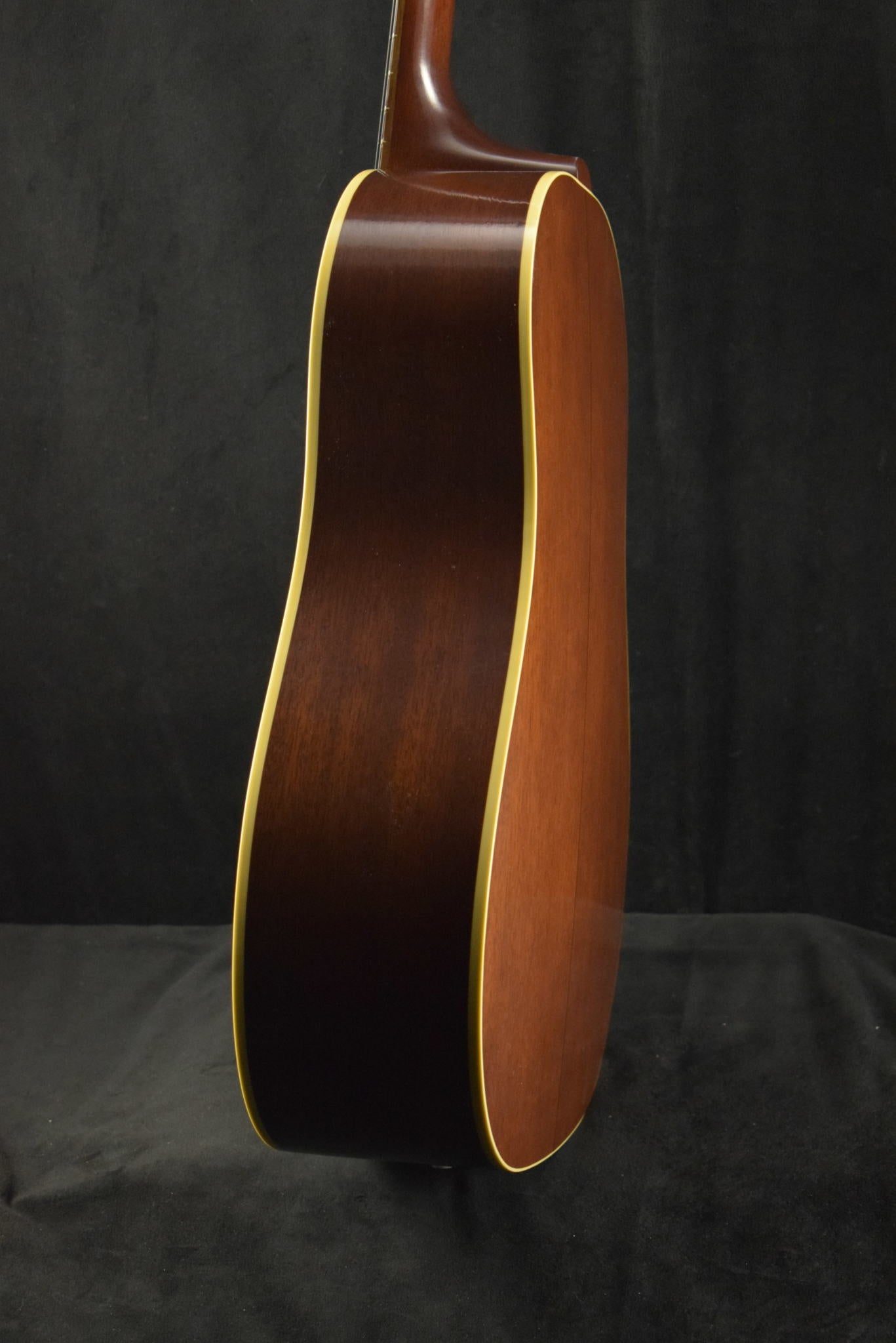 Gibson Custom Shop 1936 J-35 Vintage Sunburst