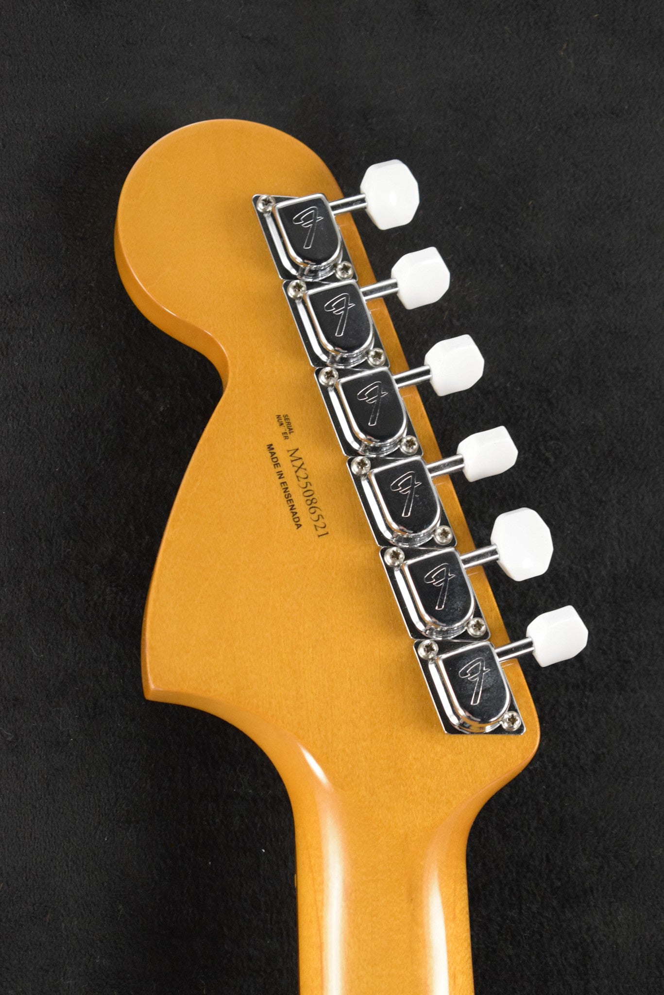 Fender Vintera II '70s Competition Mustang Competition Burgundy Rosewood Fingerboard